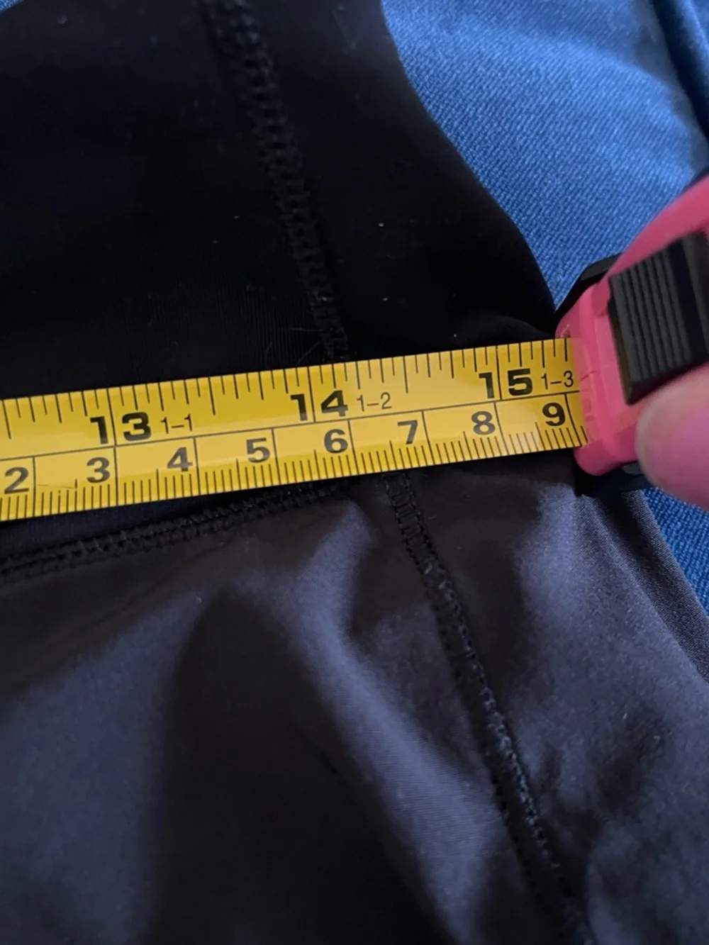 Lululemon shorts - Picture 6 of 7